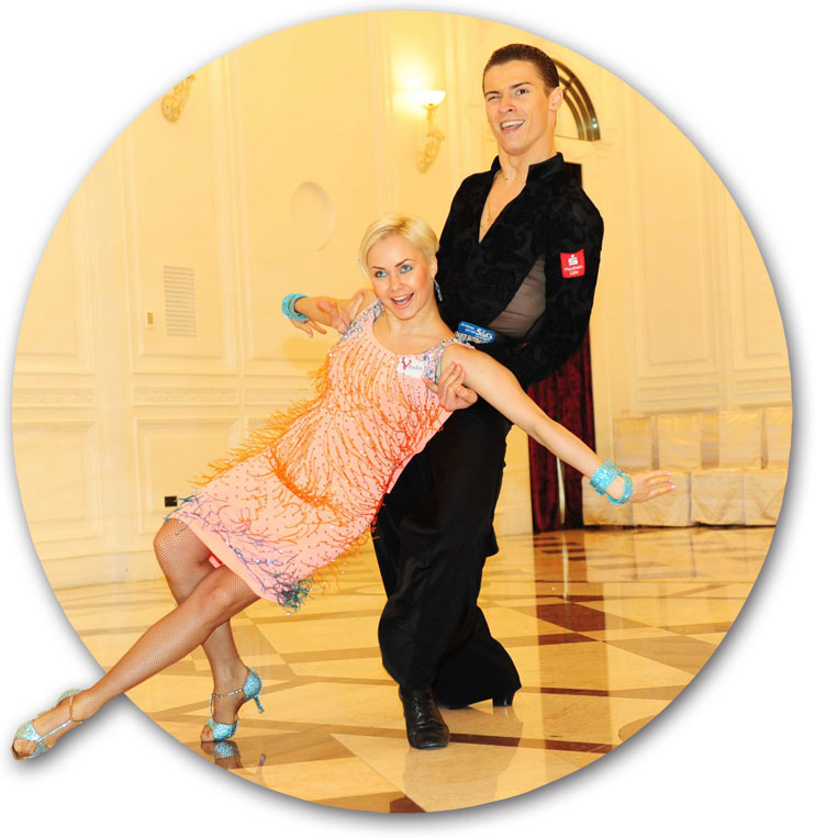 Marius-Andrei Balan （馬瑞爾斯）& Nina Bezzubova（妮娜）這對明星選手，9月將來高雄參加運動舞蹈大會。（圖∕鮑忠暉 攝）