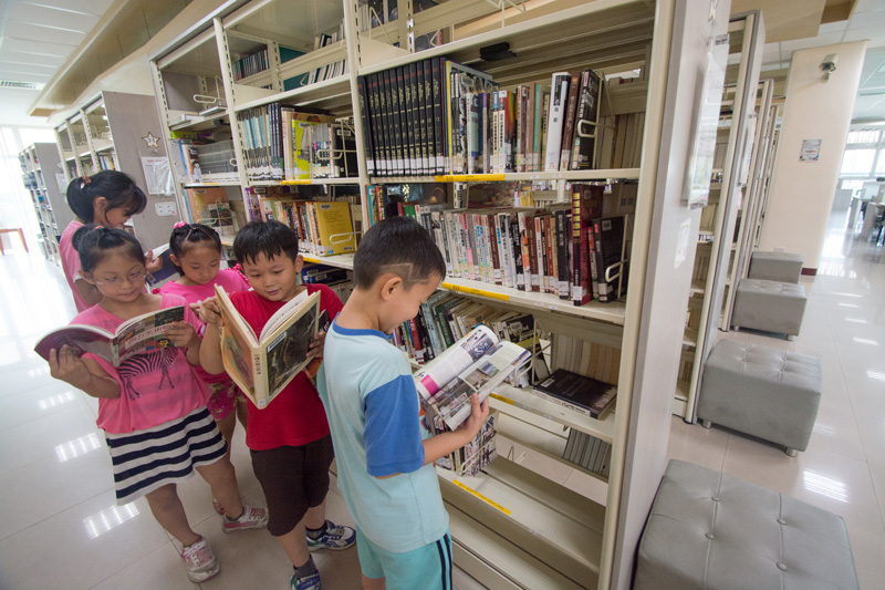 高雄市持續建設圖書分館拉近城鄉文化教育資源。（圖∕李士豪 攝）