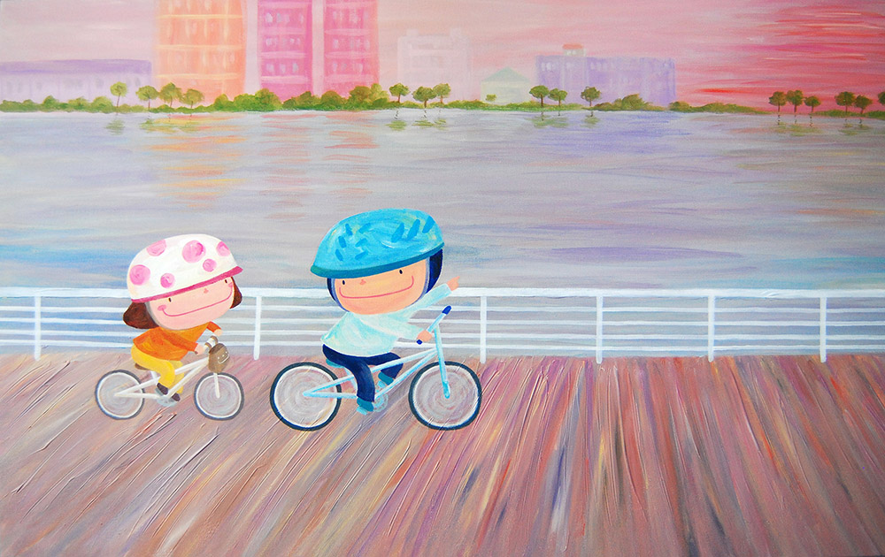 當時仍單身的我們，騎著自行車：他的大藍、我的小白，一起慢遊愛河畔，是多麼愜意又陽光的約會啊！。（小蘑菇繪）