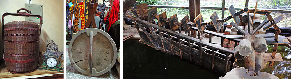 左：三層謝籃。中：傳統工法製作枕頭時，整平棉絮的工具。右：保存完好，還能操作運轉的龍骨水車  。（鄭乃華‧攝影）