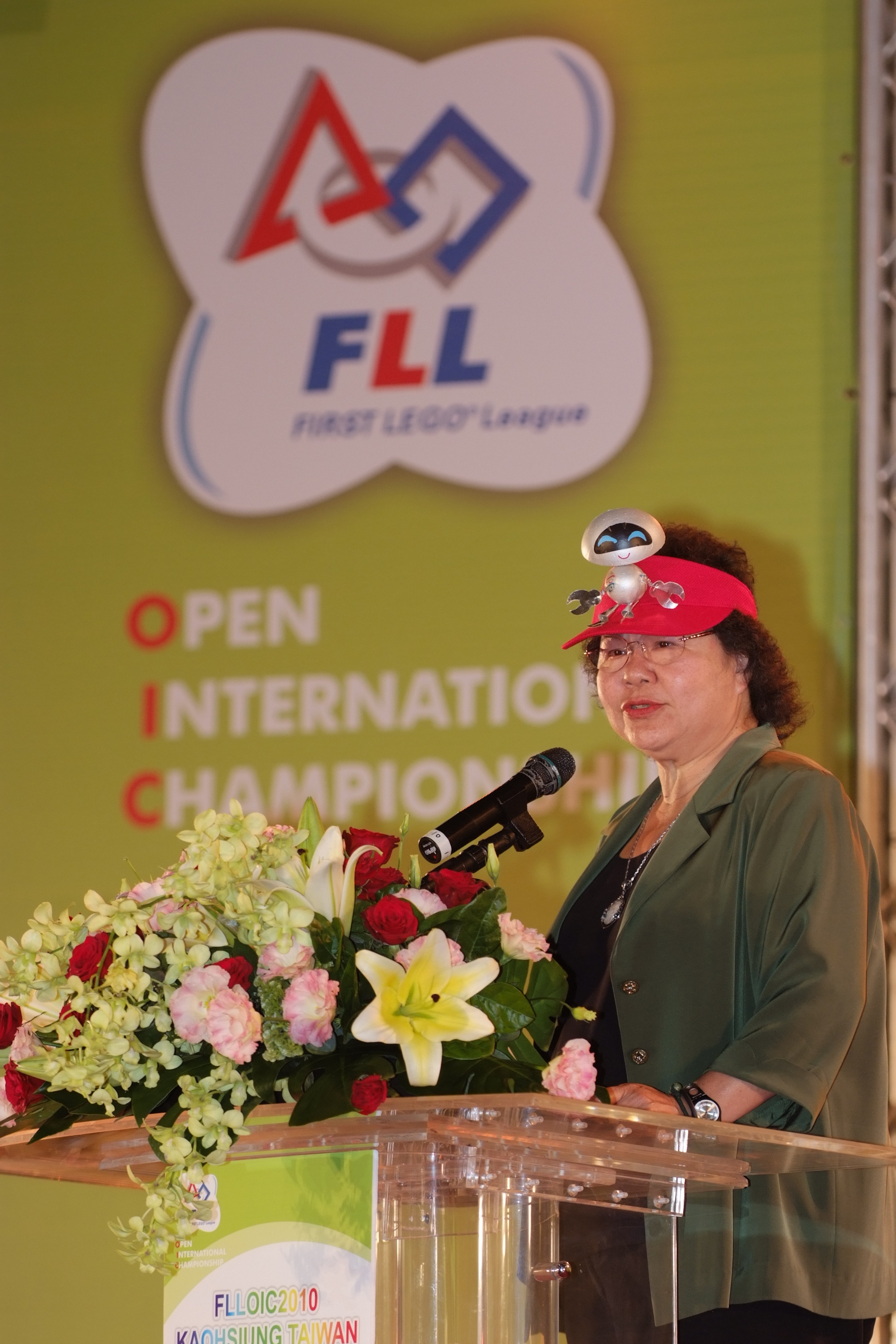 2010FLL世界盃機器人大賽5月7日在高雄正式開賽，市長陳菊致詞歡迎。（圖／鮑忠暉攝）