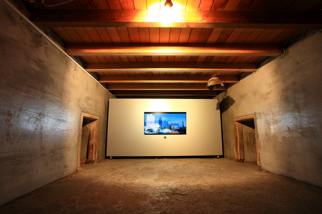 「打狗港都文化藝術倉庫」已是高雄重要藝文展示空間之一。（圖／葉娜慧攝）