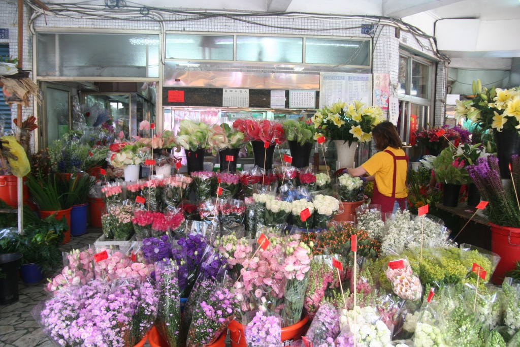 花店業者的努力讓興中街成為市民購買花卉時的首選。（圖／陳宥榛攝）