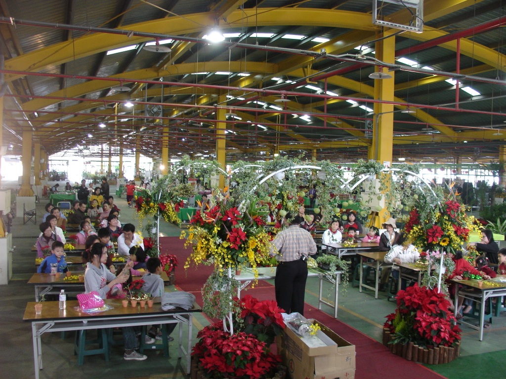 國際花卉市場假日常舉辦休閒農市和親子活動。（圖／陳宥榛攝）