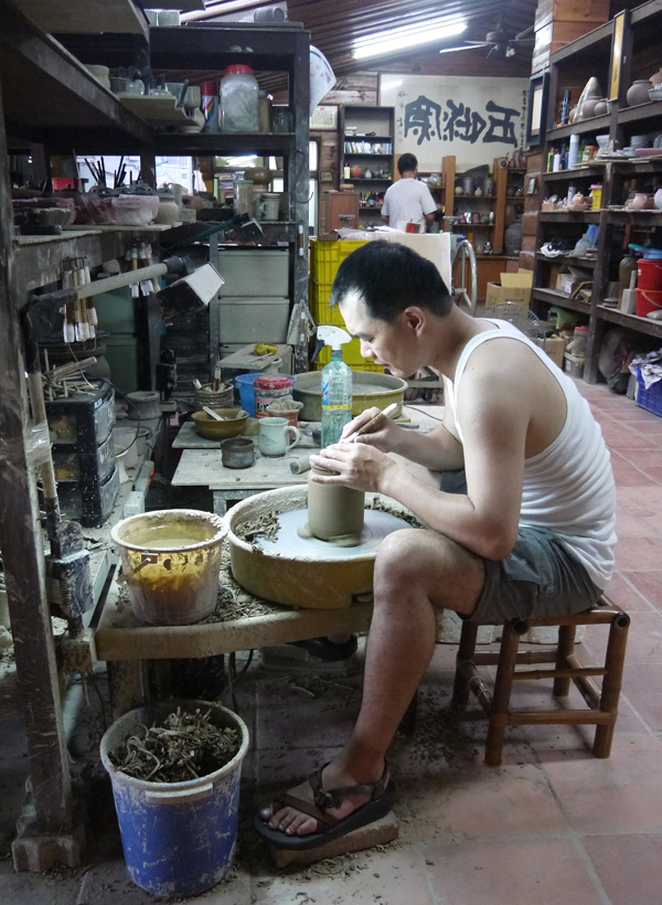 玉湖窯提供陶藝DIY課程，滿30人即可預約報名。(圖/李昀諭　攝)