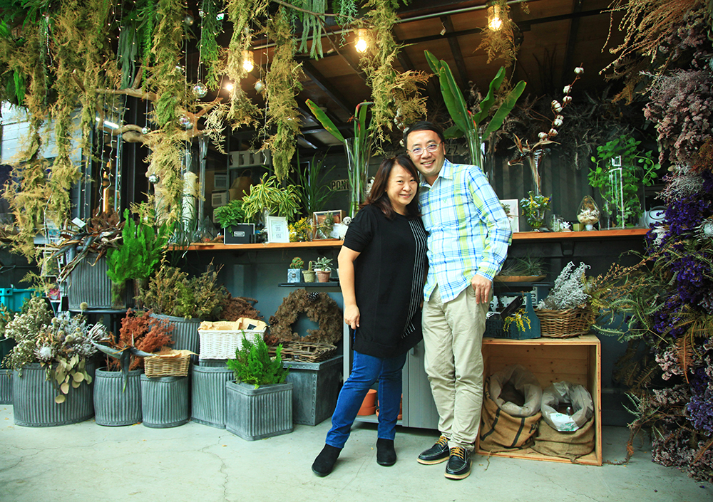 許登栗夫妻是Danny’s flower花藝實驗藝廊的靈魂，也是一對充滿愛的夫妻。(攝影/曾信耀)