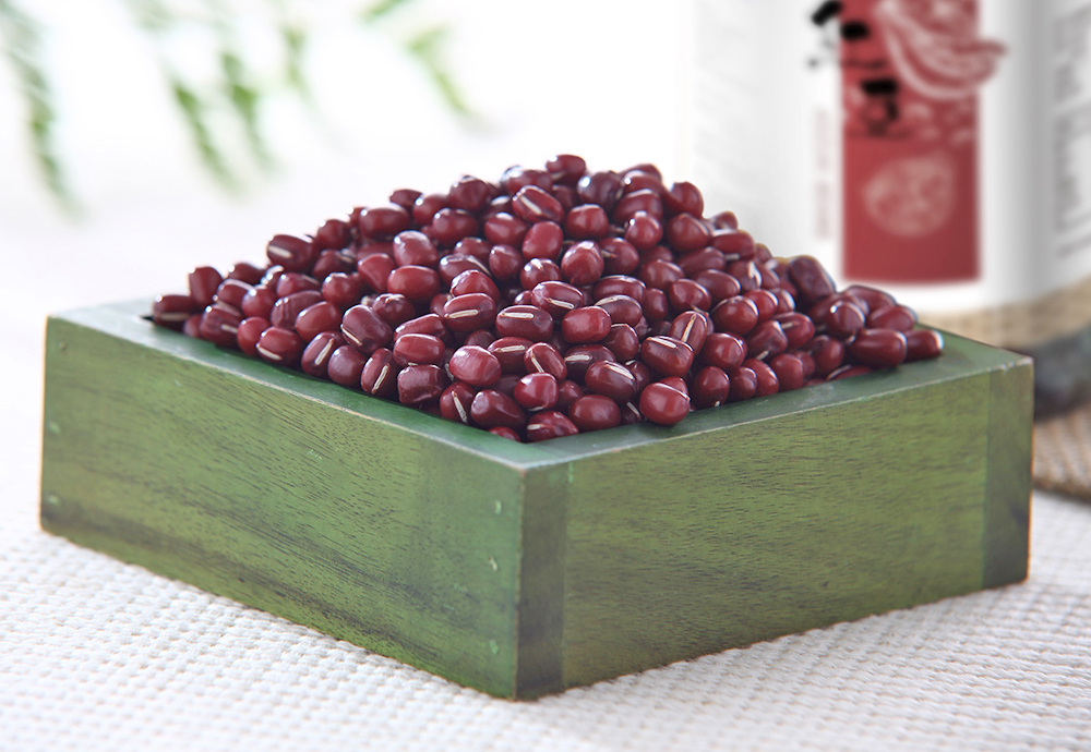 小巧的紅豆擁有浪漫的相思寓意。(照片提供/高雄市政府農業局)