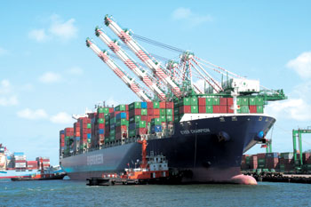 折式S型貨櫃輪 運量領先全球