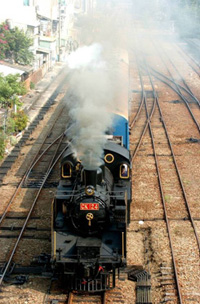 CK124國寶級蒸汽老火車，是「驛動，百年鐵支路」活動最耀眼的主角。（圖/張忠義攝）