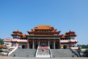 金獅湖保安宮為現今台灣第一座最具有神教建築風格的廟宇。(圖/侯志勇攝)