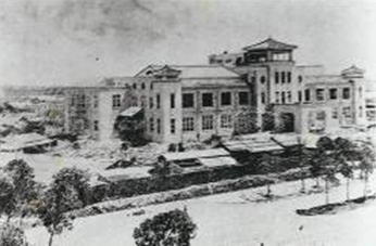 舊市府為高雄市立歷史博物館前身，建於西元1938年，至今已有70年歷史。(圖／高雄市立歷史博物館提供)