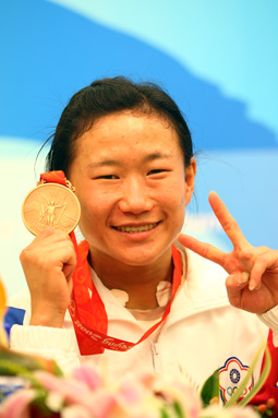在北京奧運奪銅的陳葦綾，對在本屆世運健力項目再上層樓充滿信心。(圖/KOC提供)