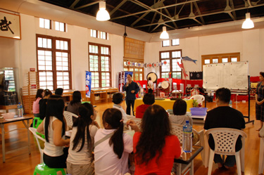 武德殿經常舉辦講座，「2008年武德祭」系列活動，吸引很多學生與會。（圖/樺航攝）