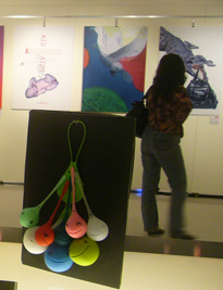 「2010青春設計節」，網羅21所大專院校相關科系設計作品。（圖／詹靜琪攝）